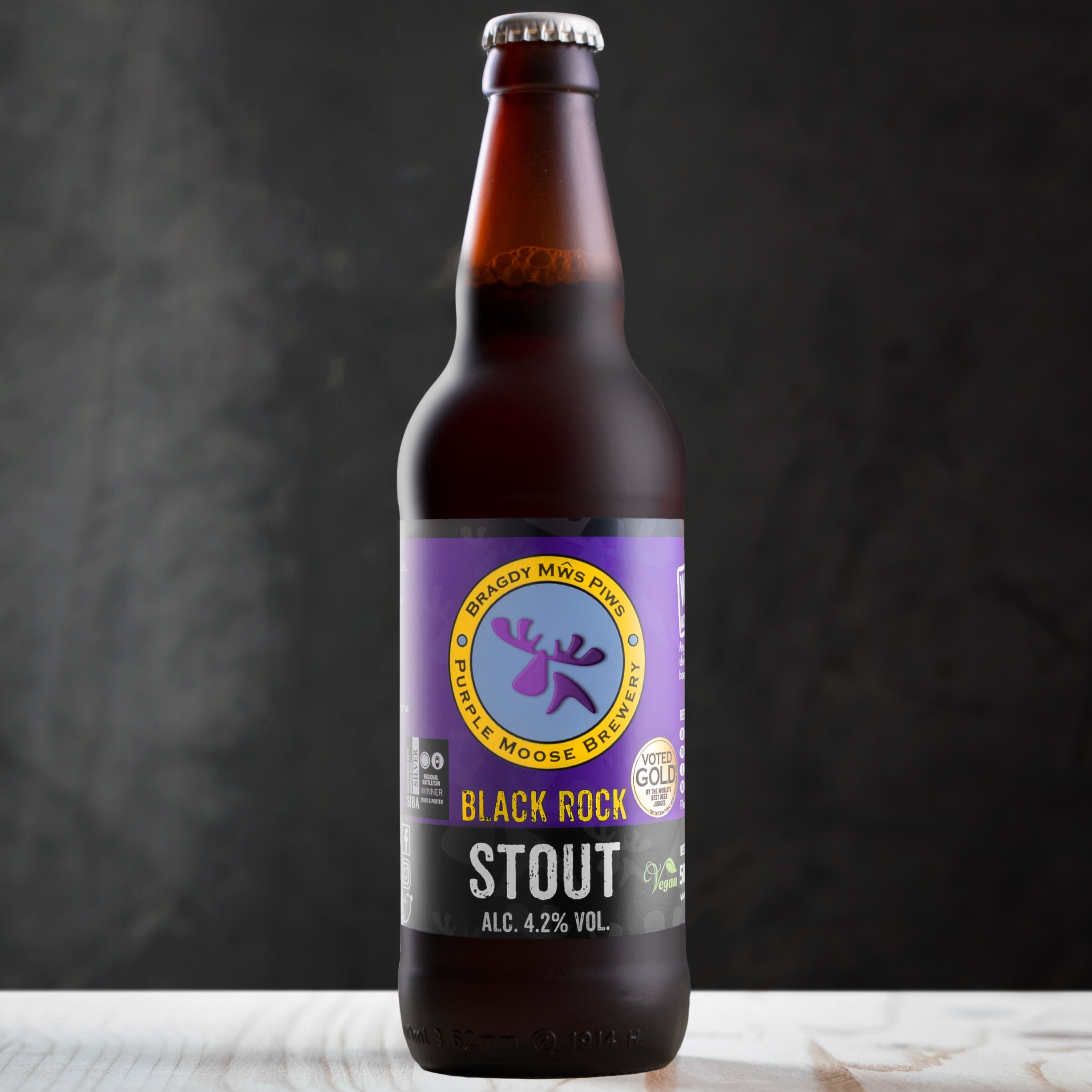 Black Rock Stout 500ml (4.2% ABV)
